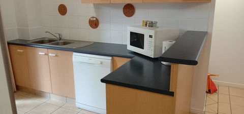 Ground Floor Family Apartment At Family Resort - Darwin Holiday 2