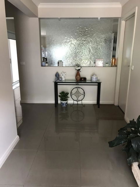 Guinevere - Darwin Holiday 1