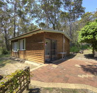 Gum Grove Chalets - Darwin Holiday