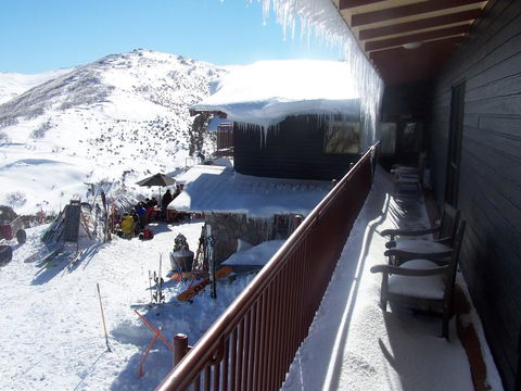 Guthega Inn - Darwin Holiday 1