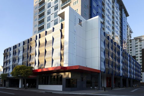 H On Mitchell Apartment Hotel - Darwin Holiday 0