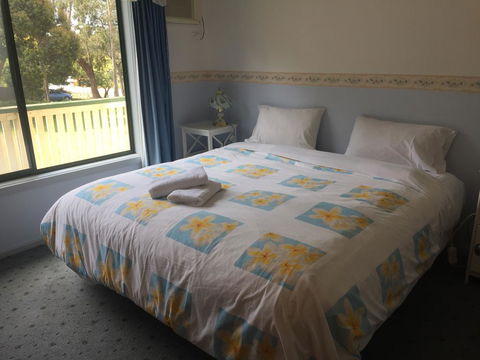 Halls Gap Tavern - Darwin Holiday 2