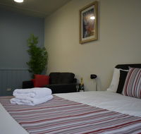 Hamilton Lakeside Motel - Darwin Holiday