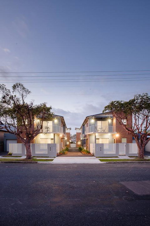 Hamilton On Everton - Darwin Holiday 3