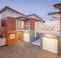 Hamilton on Everton - Darwin Holiday