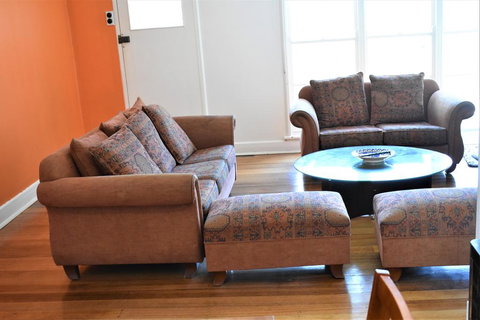 Happy Cozy House For Holidays, Beach, BBQ, Pet Friendly 35kms From CBD In Country Life Style !!! - Darwin Holiday 3