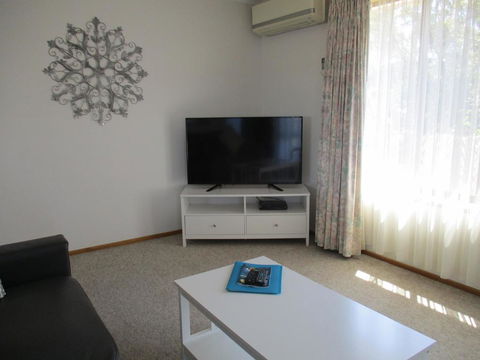 Harbour Lights Holiday Units - Darwin Holiday 0