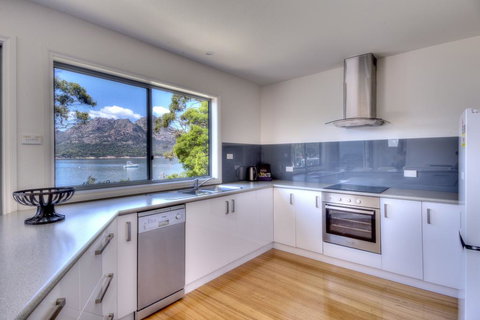 Harbour Master -It Is All About Location! - Darwin Holiday 3