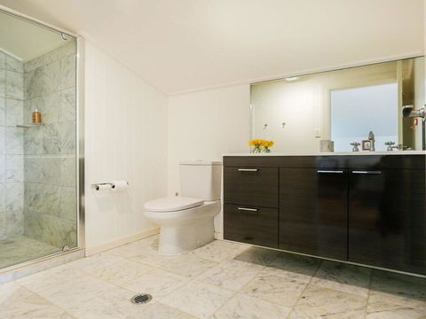 Hardigreen Park - Spacious With Tennis Court - Darwin Holiday 3