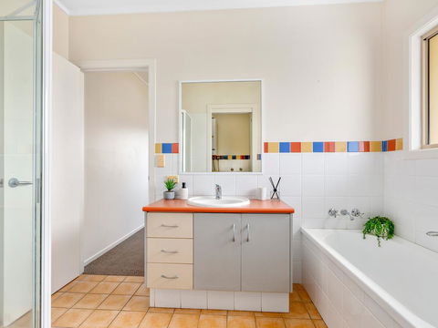 Hastings Cove Apartments - Tweed Coast Holidays - Darwin Holiday 2