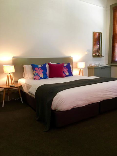 Healesville Hotel - Darwin Holiday 3