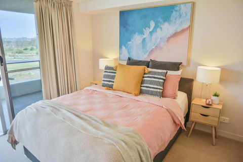 Heart Of The Sunny Coast - 2 Resort Pools, Gym NOW OPEN! Walk To Sunshine Plaza - Darwin Holiday 3