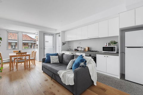Heart Of Windsor Apartment By Ready Set Host - Darwin Holiday 0
