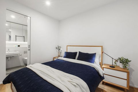 Heart Of Windsor Apartment By Ready Set Host - Darwin Holiday 1