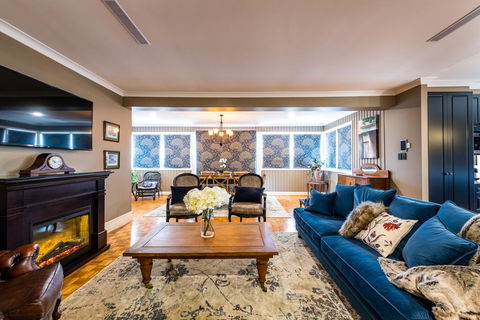 Hedge House - Luxury, Space, Style, Great Location - Darwin Holiday 1