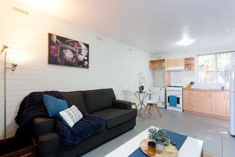 Hensman Road Apartment Shenton Park - Darwin Holiday 0