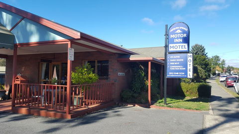 Hepburn Springs Motor Inn - Darwin Holiday 0