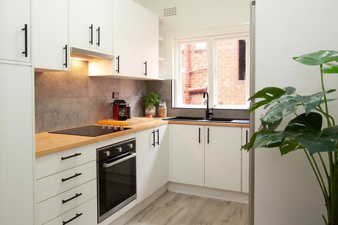 Heritage Home Metres From Manly Beaches And Dining - Darwin Holiday 1