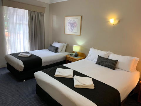 Heritage Motor Inn Goulburn - Darwin Holiday 1
