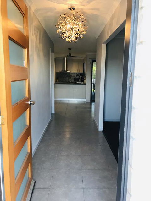 Hervey Bay Holiday Home - Darwin Holiday 3