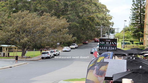 Hibiscus Court 3 - Forster Main Beach! - Darwin Holiday 1