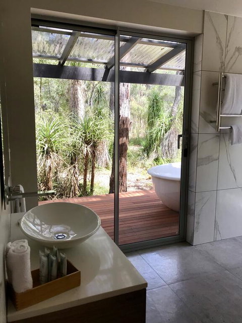 Hidden Valley Forest Retreat - Darwin Holiday 3