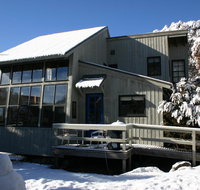 High Plains - Darwin Holiday