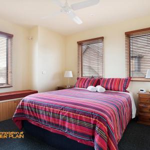 High Plains Drifter - Darwin Holiday 1