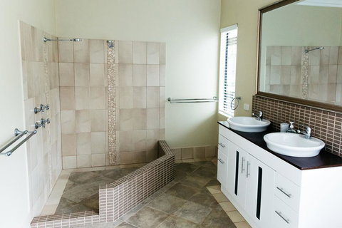 Highlander - Darwin Holiday 2