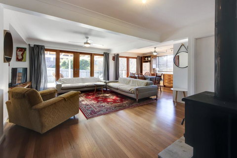 Hillsborough Cottage - Darwin Holiday 1