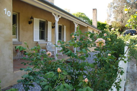 Hillside Cottage Berrima - Darwin Holiday 1