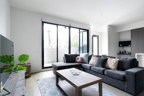HOLIDAY HOME 3BR TOWNHOUSE With WIFI NEAR HIGHPOINT - Darwin Holiday 0