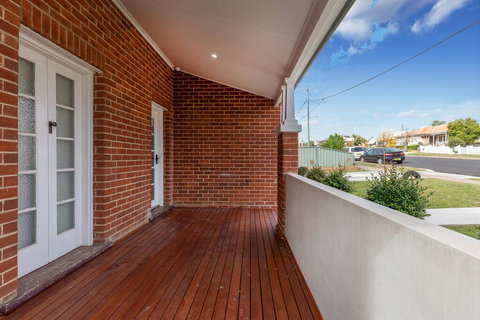 Home Away From Home - Darwin Holiday 1