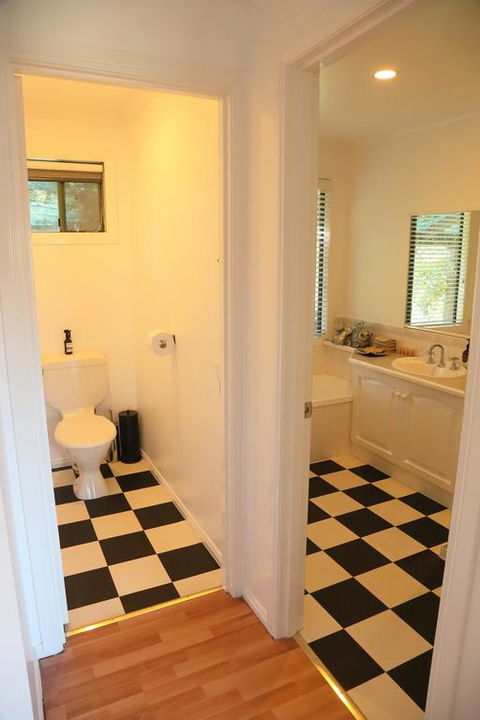 Home Farm Healesville - Darwin Holiday 3