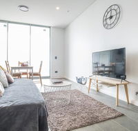 Home with Perfect location Close to TrainCBD - Darwin Holiday