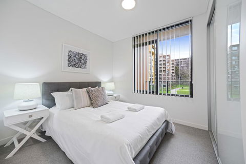 HomeHotel Walking Distance To Train And Westfield. - Darwin Holiday 2