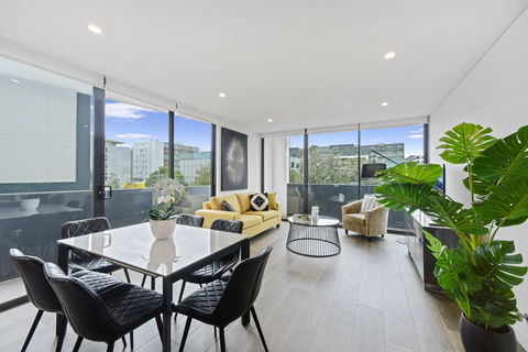 HomeHotel- Luxury And Contemporary Apartment. - Darwin Holiday 1