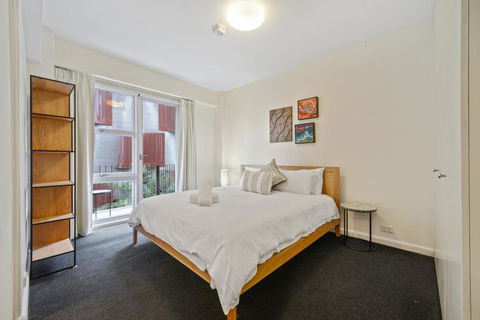 HomeHotel-Urban Retreat In Secure Boutique Block - Darwin Holiday 2