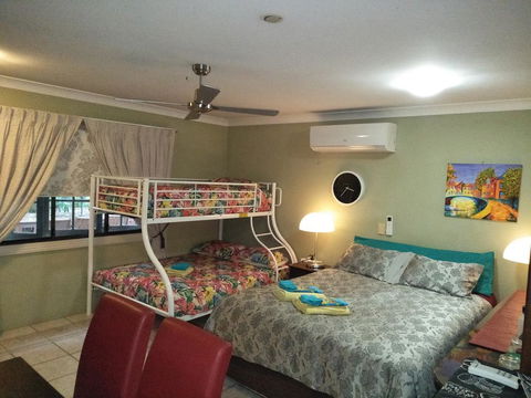 Homestay At Julie's - Darwin Holiday 0