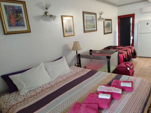 Homestay At Julie's - Darwin Holiday 1