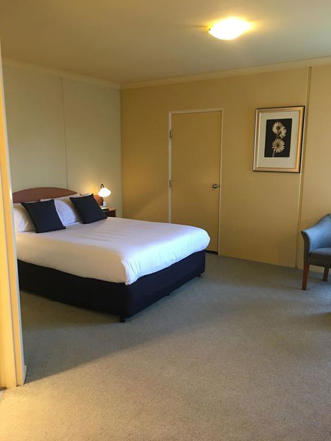 Hopkins House Motel & Apartments - Darwin Holiday 3