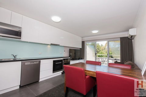 Horizons 518- Modern Apartment On The Lake Jindabyne Foreshore - Darwin Holiday 1