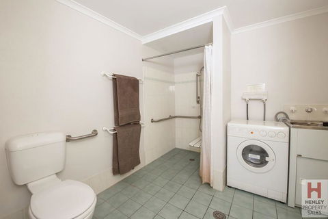 Horizons 518- Modern Apartment On The Lake Jindabyne Foreshore - Darwin Holiday 3