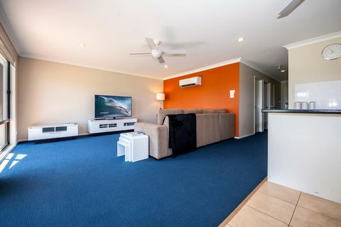 Horizons Golf Club, Villa 123 - Darwin Holiday 2