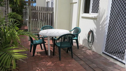 Island Magic - Townhouse No. 5 - Darwin Holiday 2
