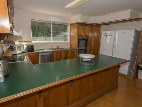 Island View - 80 Lentara St - Large Family Home, Pool, WIFI And Sweeping Views Of Fingal - Darwin Holiday 2