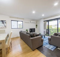 ISOLATION READY Super Size Me Top Location. Isolation Ready. Sanitised. Free CAT Bus Pool Gym and everything at your finge - Darwin Holiday