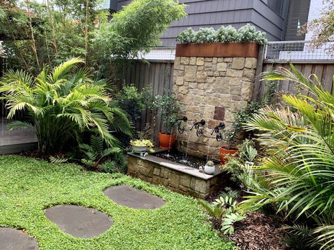 Jacaranda Garden Retreat - Darwin Holiday 0
