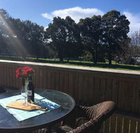 Jacaranda Retreat. Refreshing Recharge Relax  - Darwin Holiday