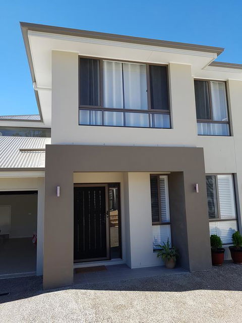 Jasper Place - Darwin Holiday 0